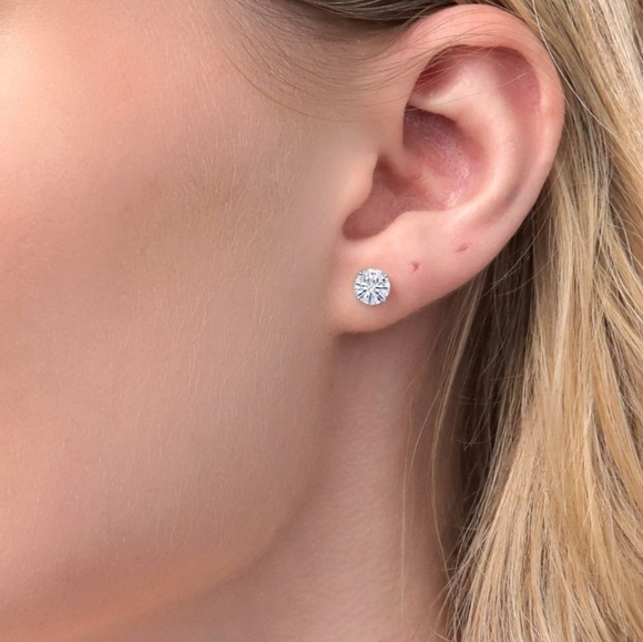 CERTIFIED 14k White Gold 2.ct Diamond Stud Earrings Moissanite Charles Colvard - Picture 4 of 6